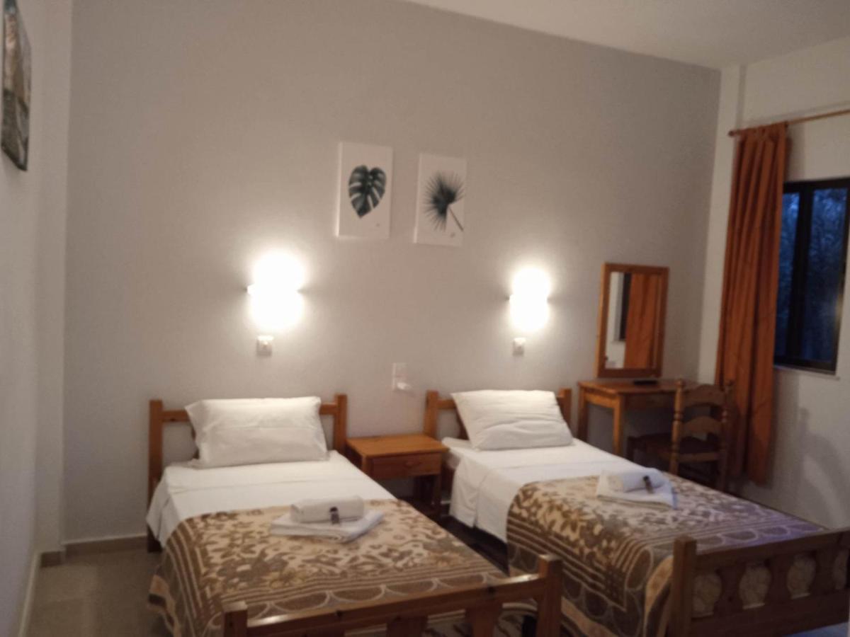 Villa Kaloudis Rooms Ájosz Jeórjosz Kültér fotó