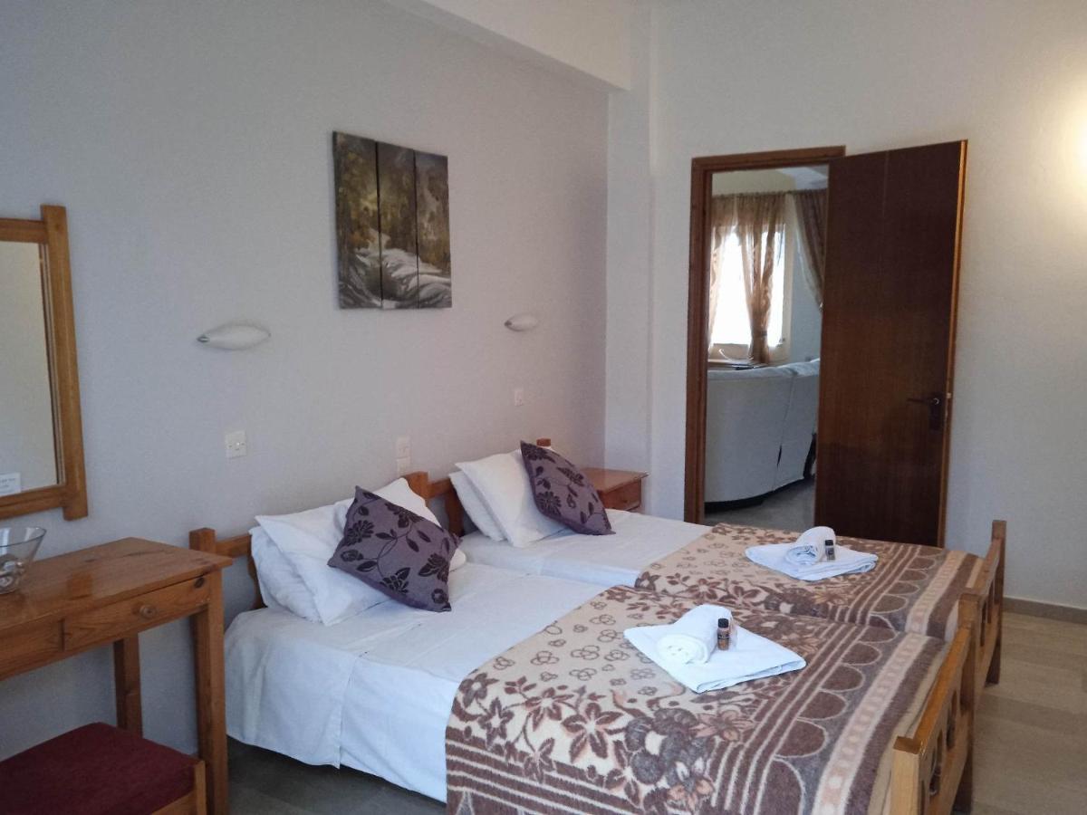 Villa Kaloudis Rooms Ájosz Jeórjosz Kültér fotó